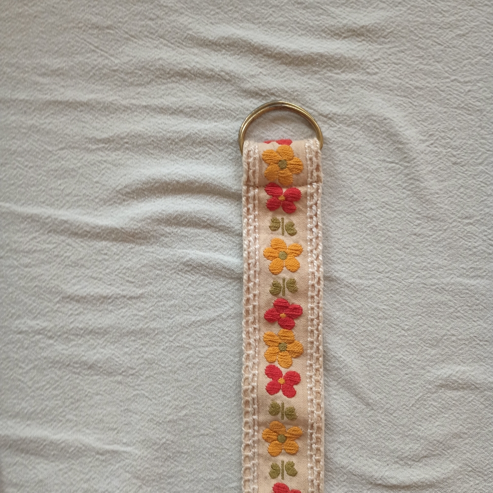 vintage-style embroidered belt or sash